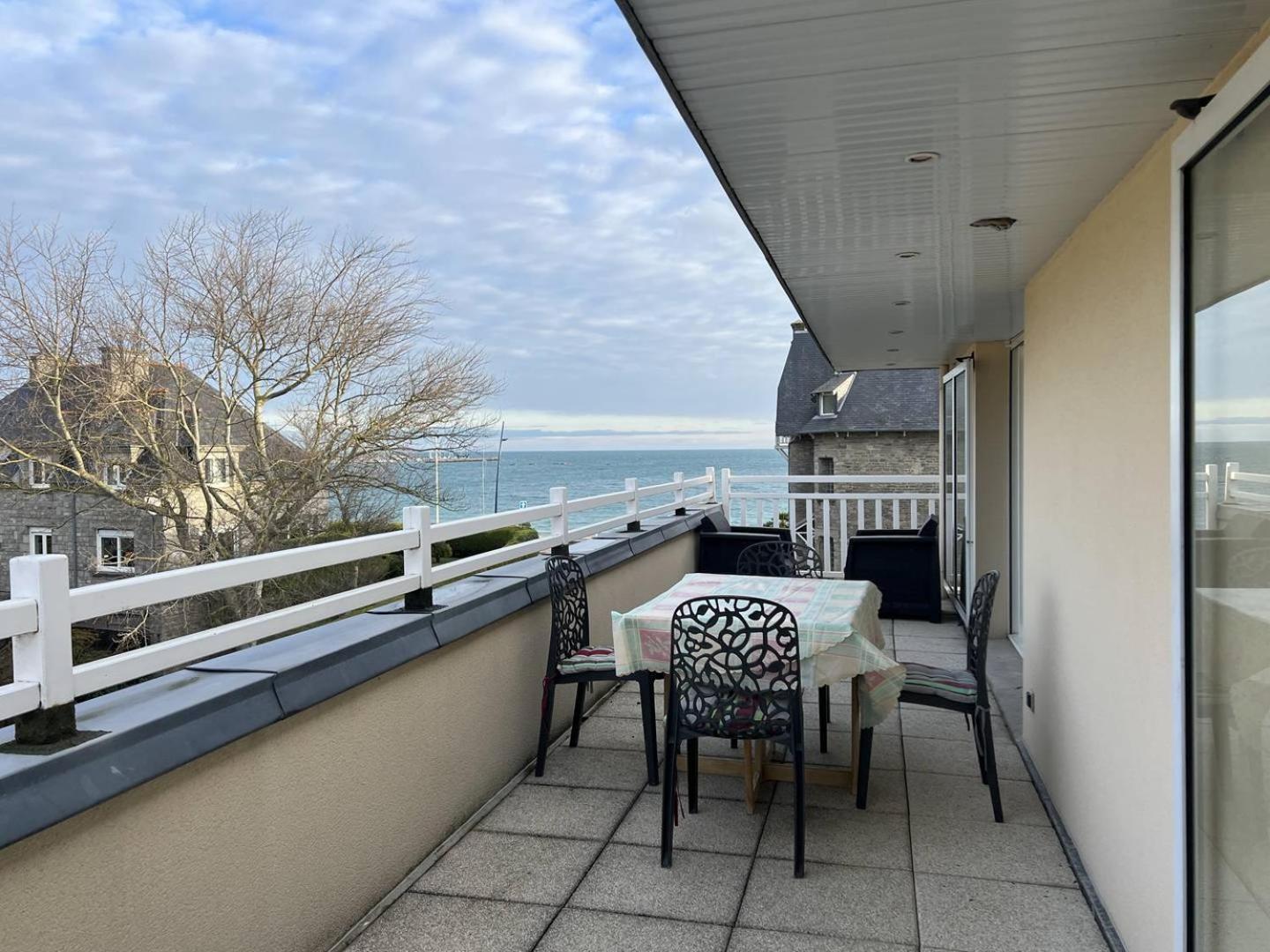 390 Appartement 3 Chambres Avec Vue Sur La Grande Plage De Saint-Cast La Garde  Exterior foto